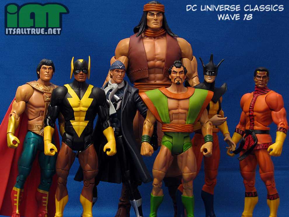 DCUC Wave 18 Figure 2 El Dorado - Mattel (DC Universe Classics) action figure collectible [Barcode 027084964998] - Main Image 4