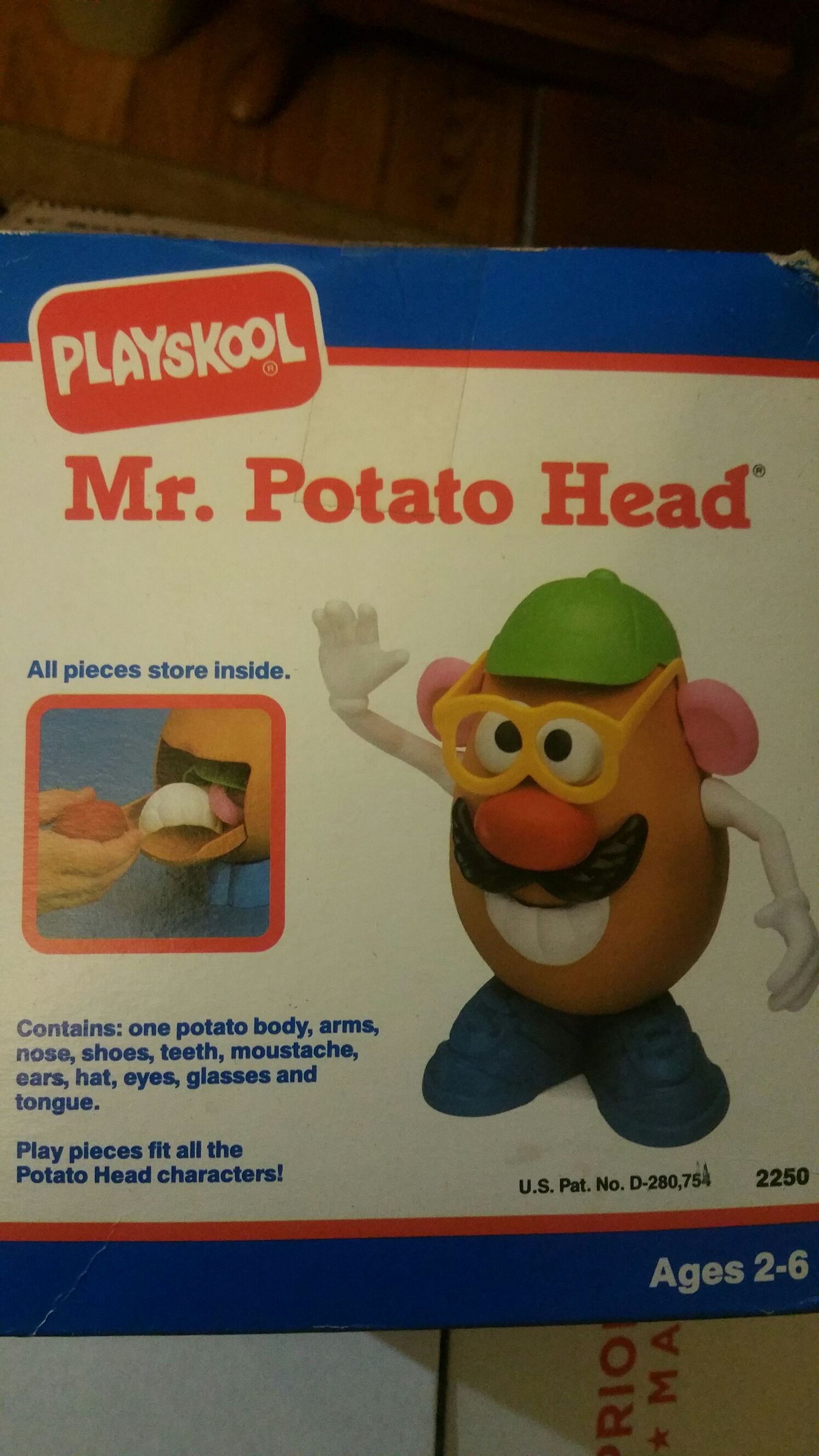 Mr Potato Head 1992 version - Playschool / Hasbro action figure collectible [Barcode 032245022509] - Main Image 2