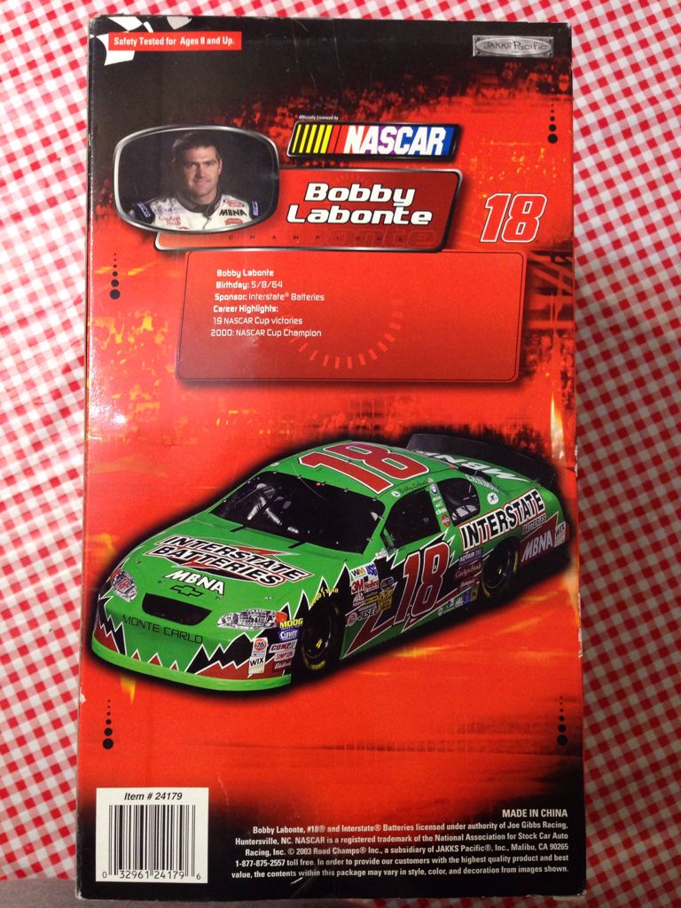 #18 Bobby Labonte - Jakks Pacific (Nascar) action figure collectible [Barcode 032961241796] - Main Image 2