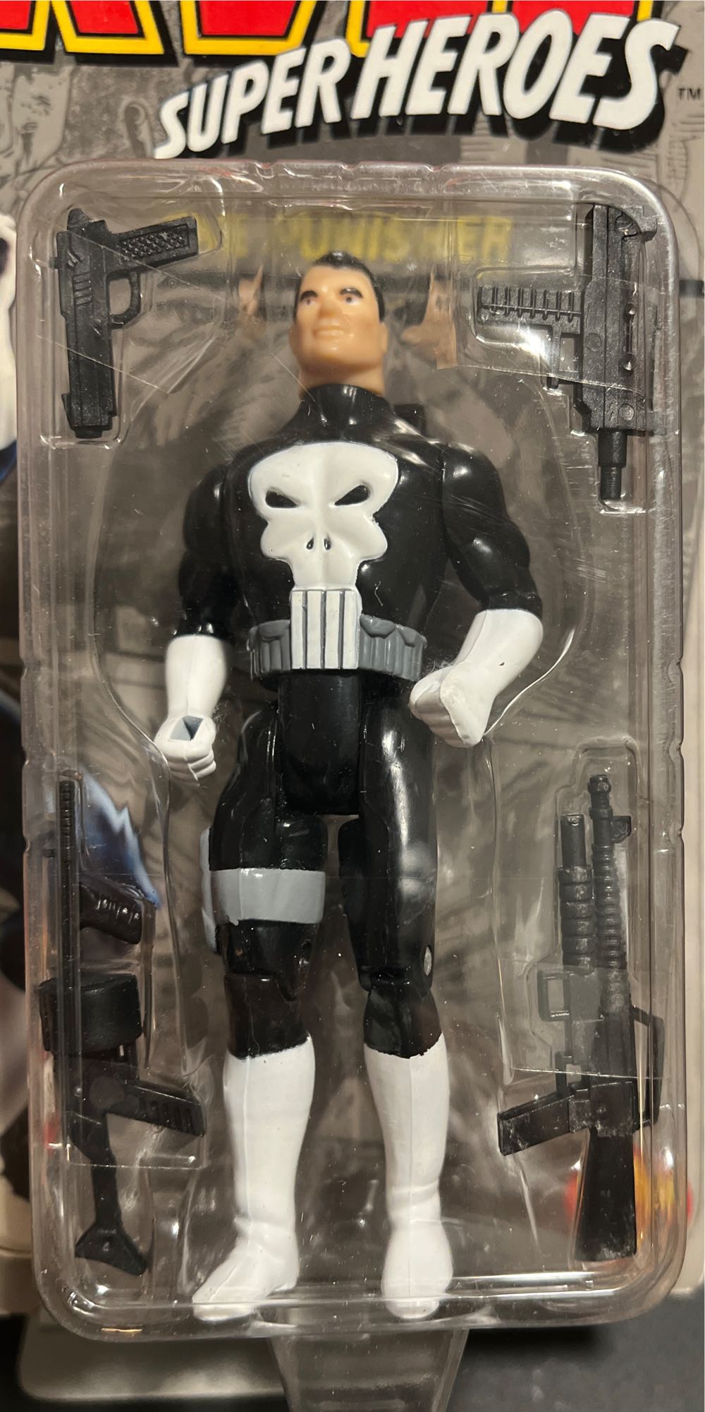 Marvel Super Heroes: The Punisher - Toy Biz (Marvel Super Heroes) action figure collectible [Barcode 035112048060] - Main Image 3
