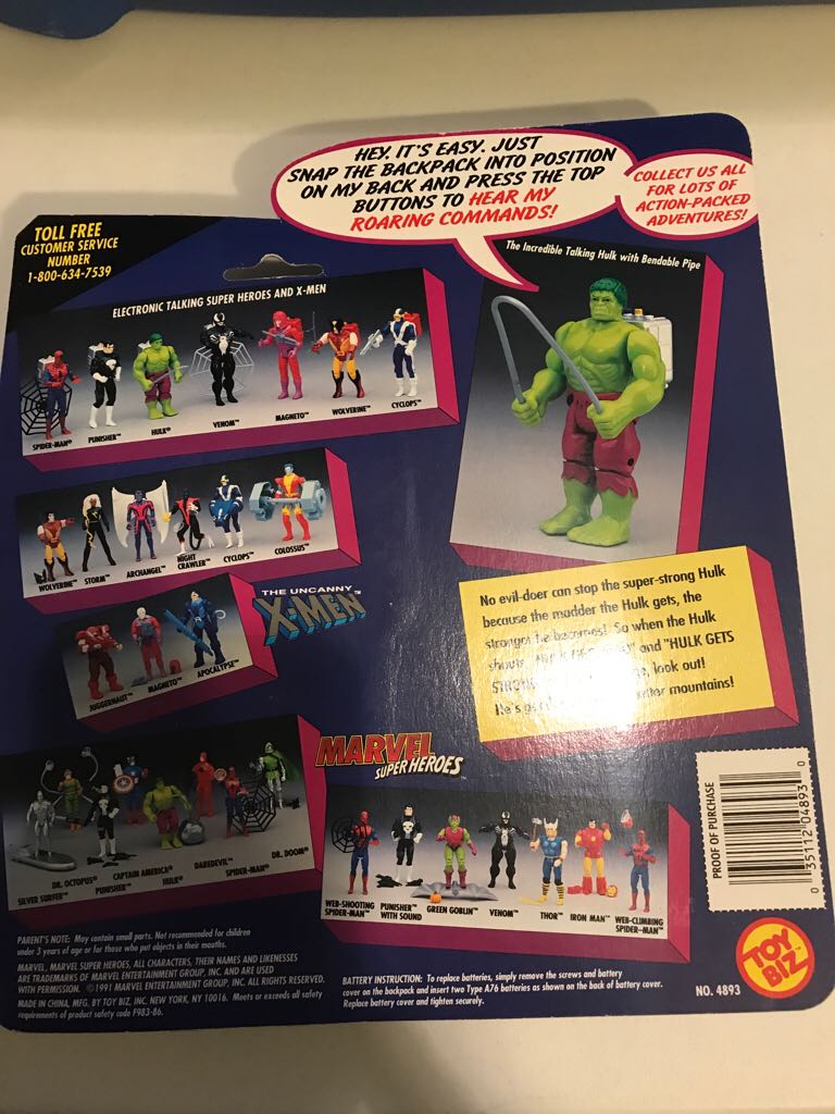 Marvel Superheroes: Hulk (Electronic "Talks”) - Toy Biz (Marvel Super Heroes) action figure collectible [Barcode 035112048930] - Main Image 2