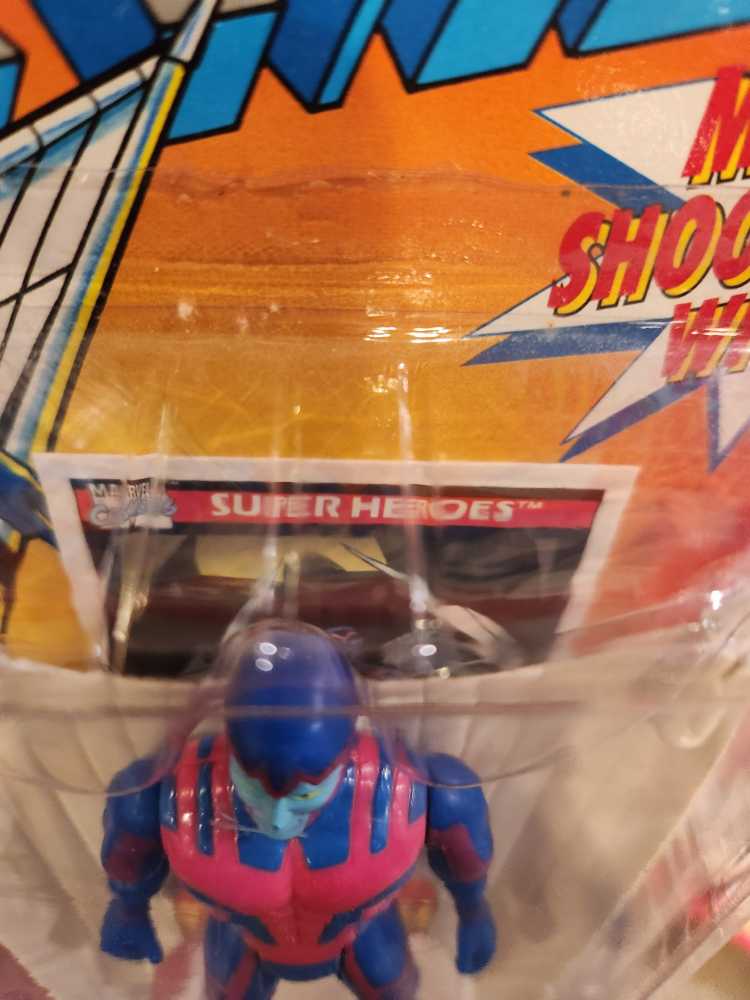 Archangel - Toy Biz (The Uncanny X-Men Series 1) action figure collectible [Barcode 035112049029] - Main Image 3