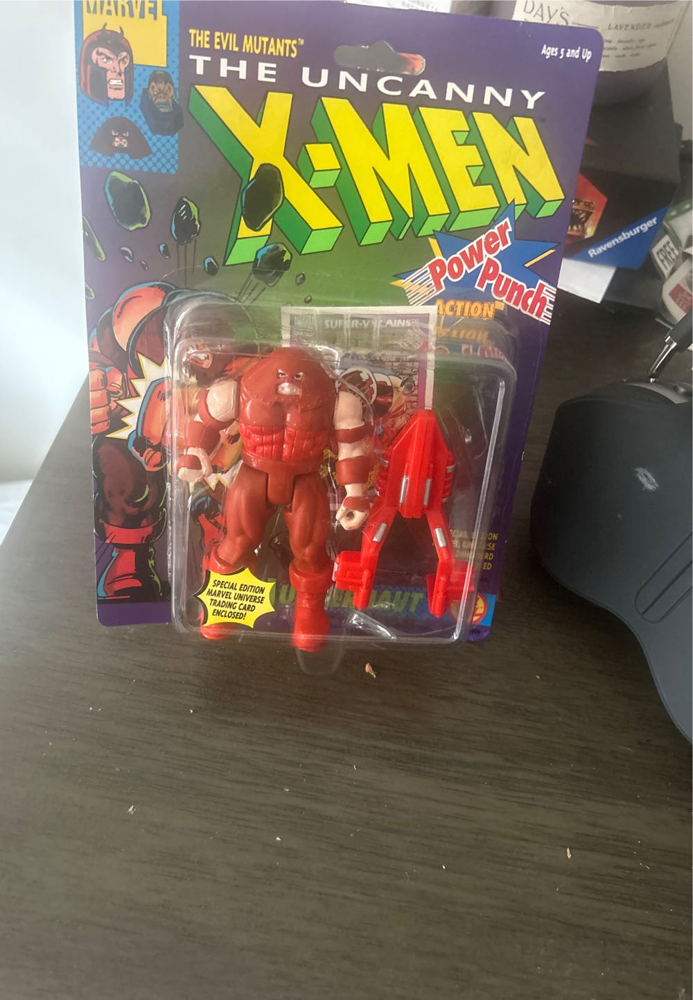 Juggernaut - Toy Biz (The Uncanny X-Men Series 1) action figure collectible [Barcode 035112049098] - Main Image 4