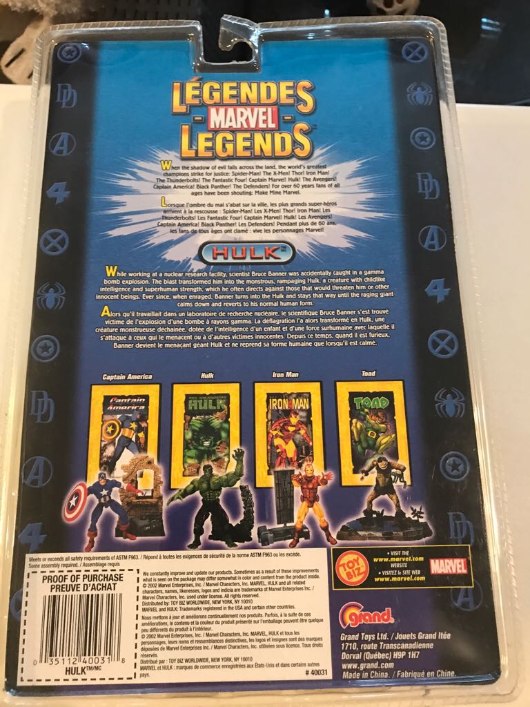 Hulk Gold Foil Variant - Toy Biz action figure collectible [Barcode 035112400318] - Main Image 2