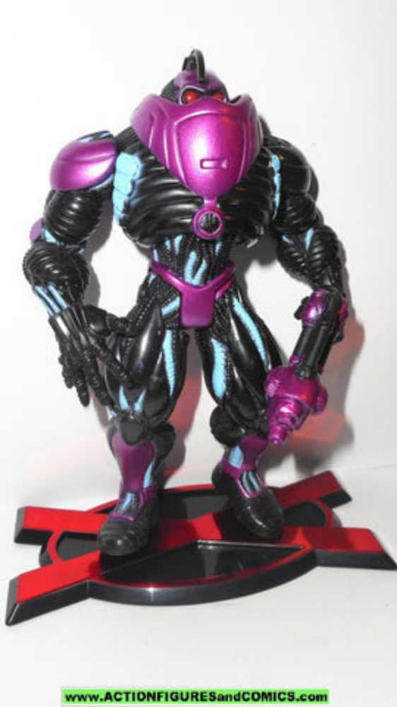 The Protector - Toy Biz (X-Men: Generation X) action figure collectible [Barcode 035112431466] - Main Image 3