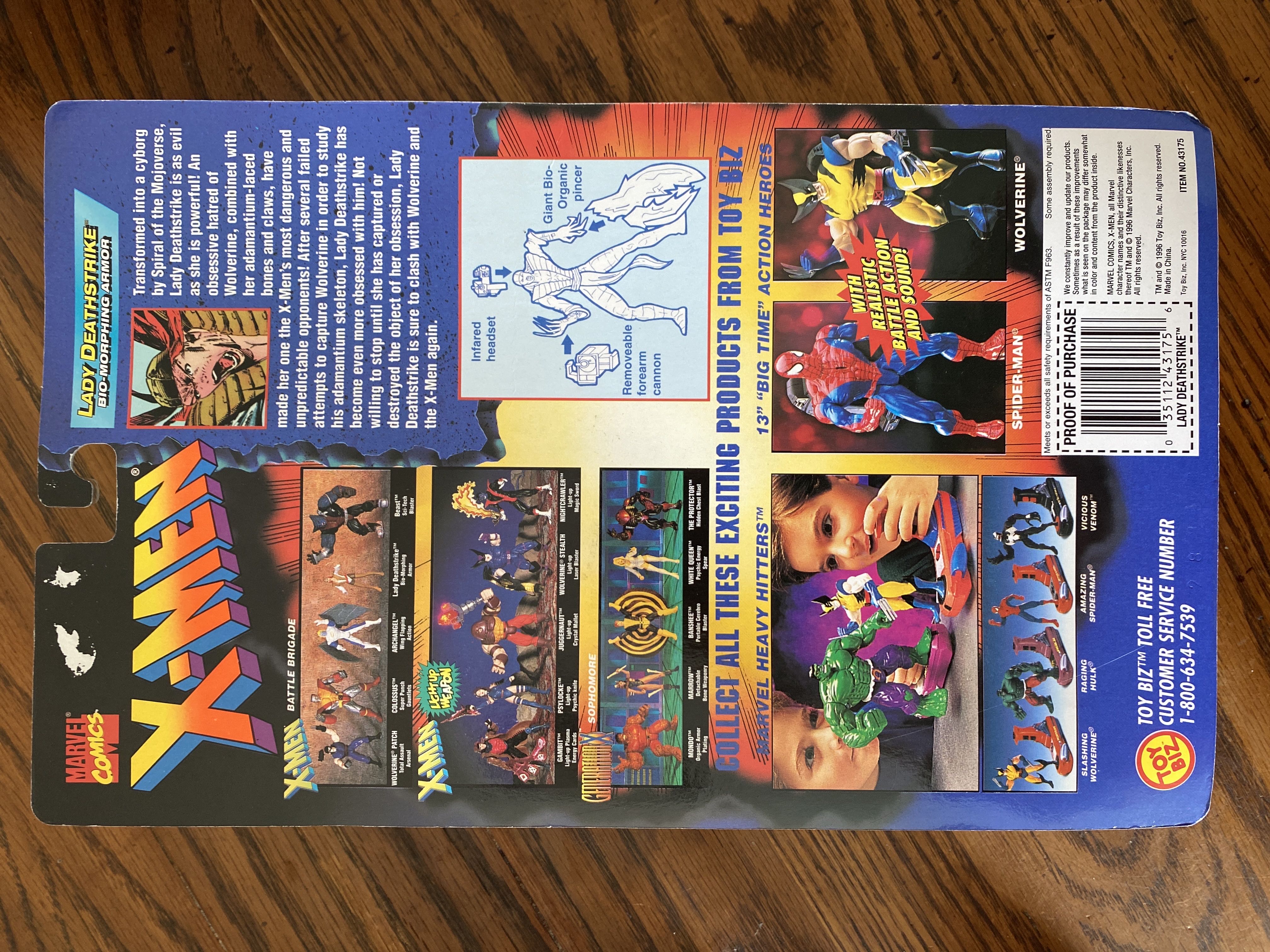 Lady Deathstrike - Toybiz (X-Men Battle Brigade) action figure collectible [Barcode 035112431756] - Main Image 2