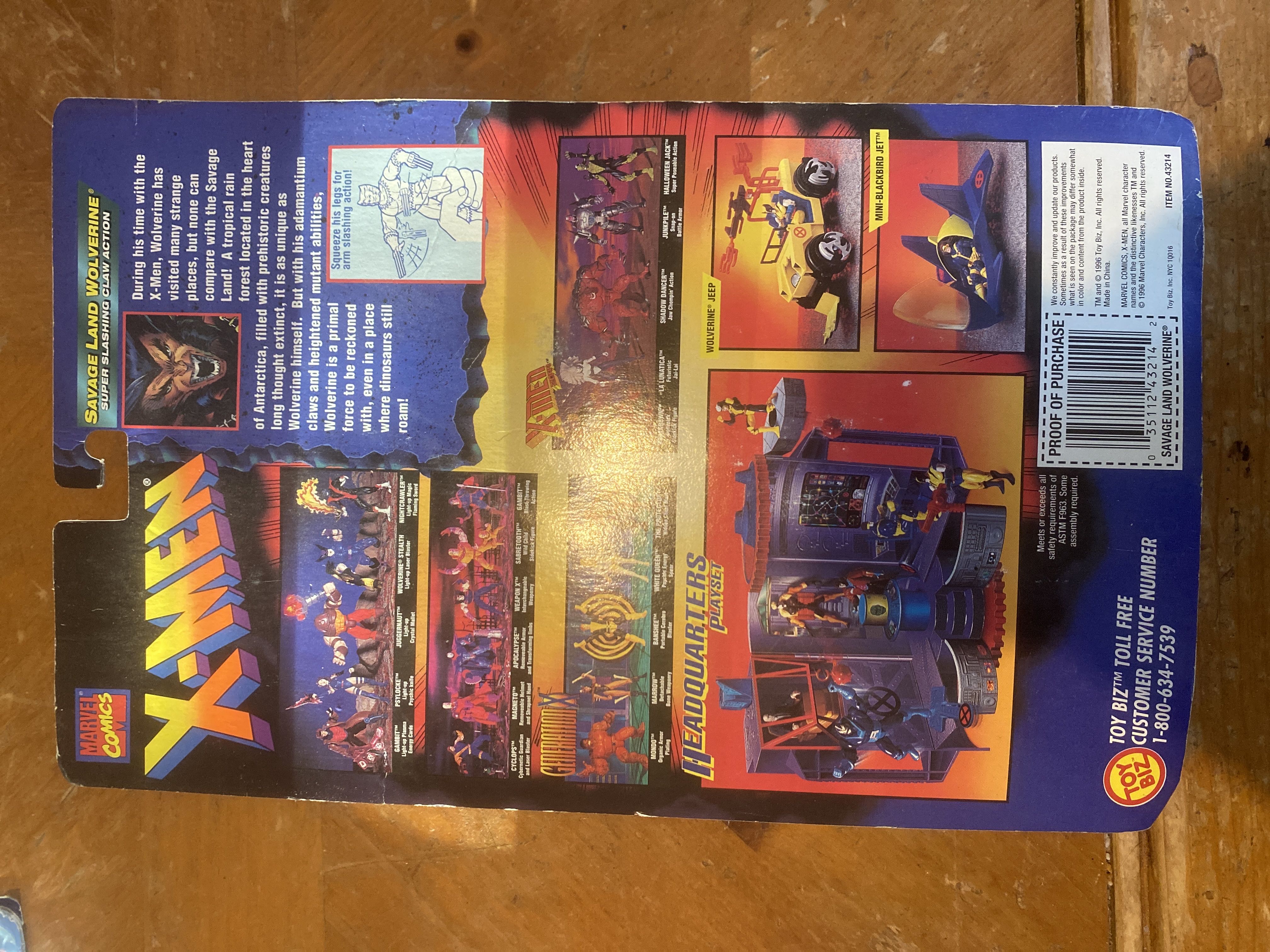 Savage Land Wolverine - Toy Biz (X-Men: Flashback Series) action figure collectible [Barcode 035112432142] - Main Image 2