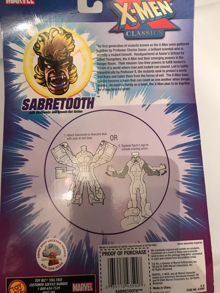 X-Men Classics: Sabretooth - Toy Biz (X-Men Classics) (X-Men Classics) action figure collectible [Barcode 035112435907] - Main Image 2