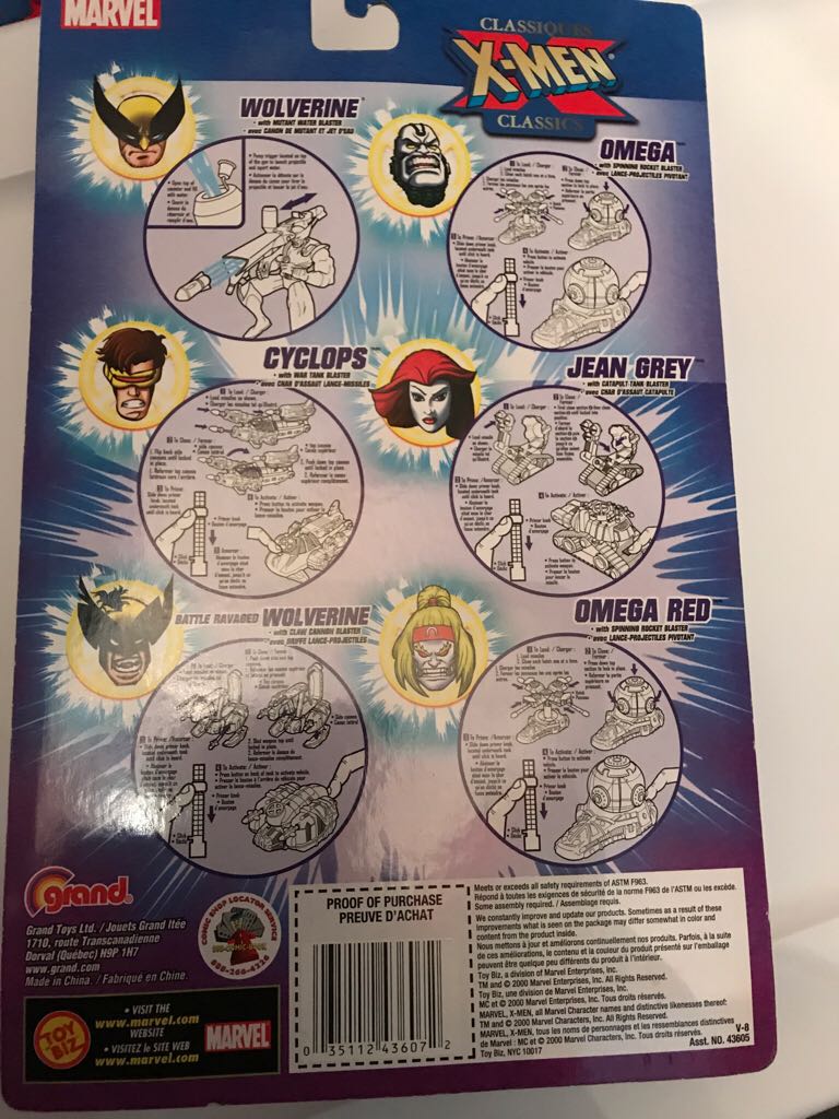 X-Men Classics: Battled Ravaged Wolverine - Toy Biz (X-Men Classics) (X-Men Classics) action figure collectible [Barcode 035112436072] - Main Image 2