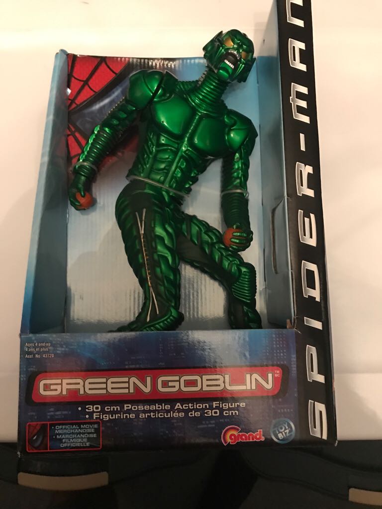 Superman (Dark Suit)