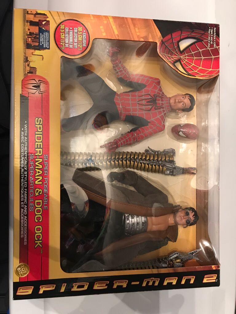 Spiderman 2 Deluxe 12” Spiderman And Doc Ock  action figure collectible [Barcode 035112438878] - Main Image 1