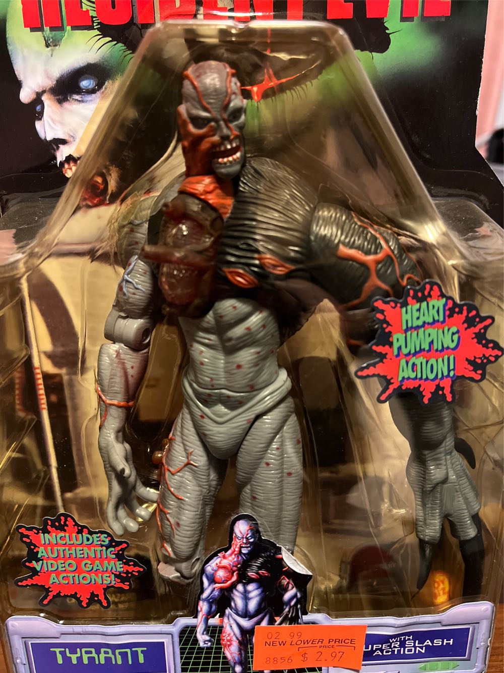 In Package Resident Evil Tyrant Action Figure by Toy Biz 1998 - Toy Biz (Video Game Super Stars) action figure collectible [Barcode 035112441359] - Main Image 2