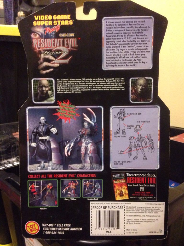 Toybiz RESIDENT EVIL 2 Platinum Tyrant/Mr.X - Toy Biz (Video Game Super Stars: Resident Evil 2) action figure collectible [Barcode 035112441571] - Main Image 2