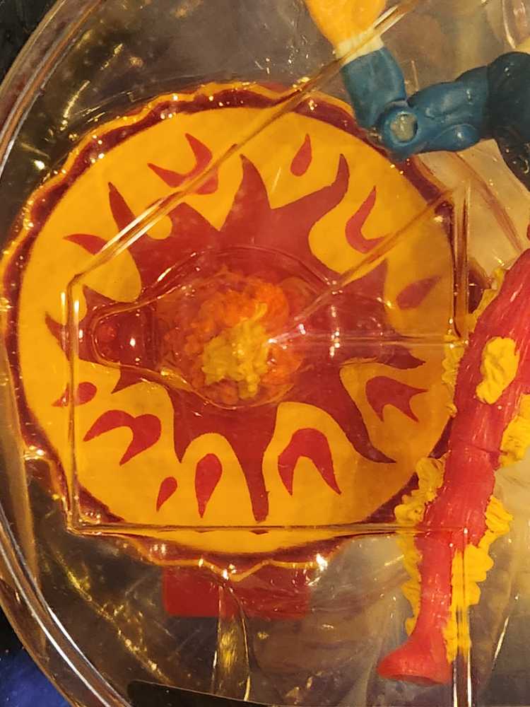 Human Torch (Orange Platform) - Toy Biz (Toy Biz Fantastic 4) action figure collectible [Barcode 035112451327] - Main Image 4