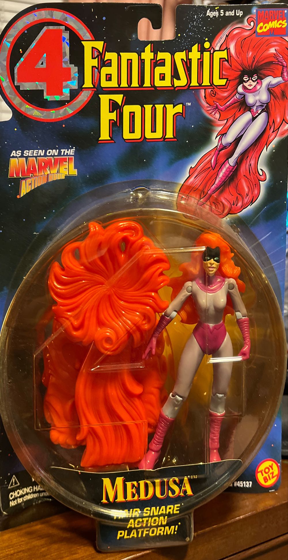 ToyBiz Fantastic Four: Medusa Action Figure - Toy Biz (Fantastic Four) action figure collectible [Barcode 035112451372] - Main Image 3