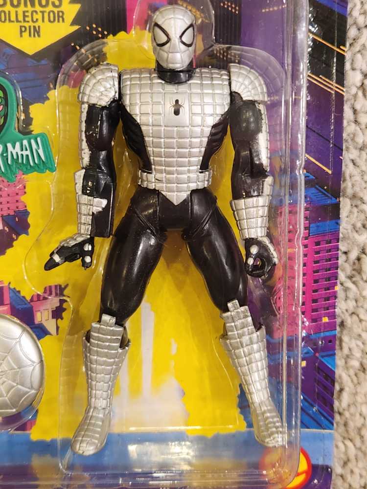 Spider-Man (Spider Armor with Bonus Collector Pin) - Toy Biz (Spider-Man: The New Animated Series) action figure collectible [Barcode 035112471226] - Main Image 3