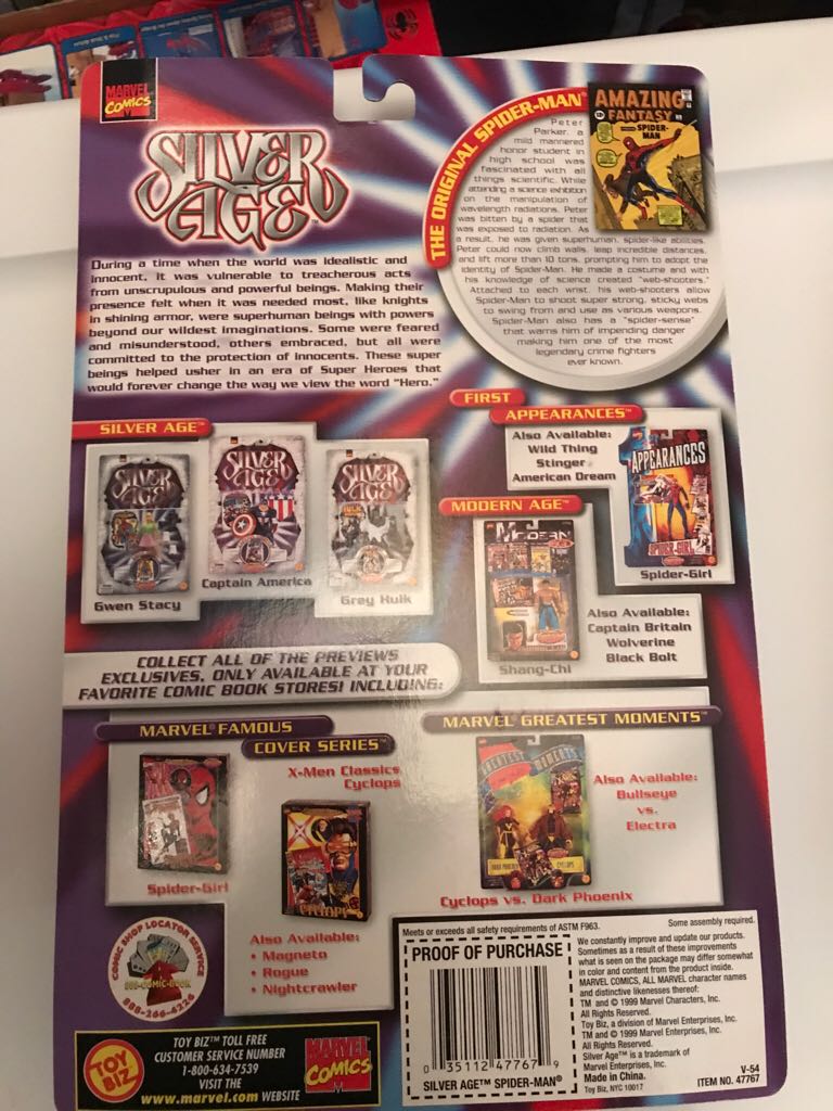 Silver Age: Original Spiderman - Toy Biz (Previews Exclusive) action figure collectible [Barcode 035112477679] - Main Image 2