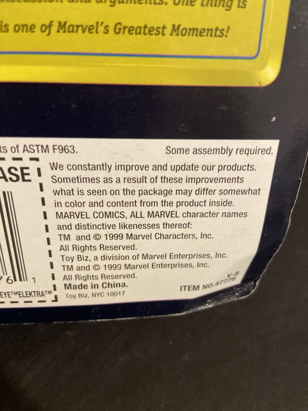 Bullseye Vs Elektra (Previews Exclusive) - Toybiz (Marvel’s Greatest Moments) action figure collectible [Barcode 035112477761] - Main Image 3