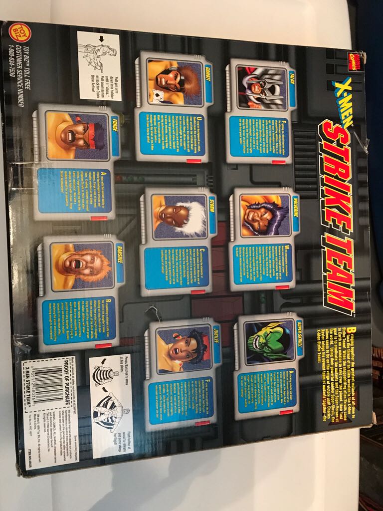 X-men Strike Team 8pack - Toy Biz action figure collectible [Barcode 035112480365] - Main Image 2