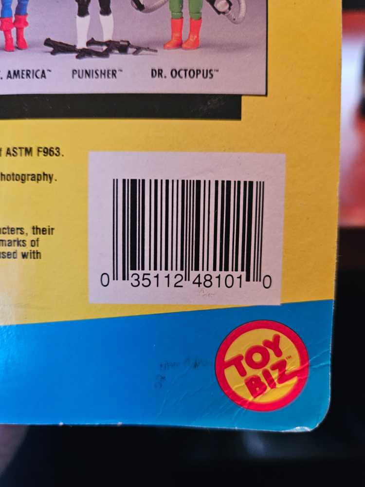 Marvel Super Heroes ( Invisible Women ) - Toy Biz (Marvel Super Heroes) action figure collectible [Barcode 035112481010] - Main Image 4