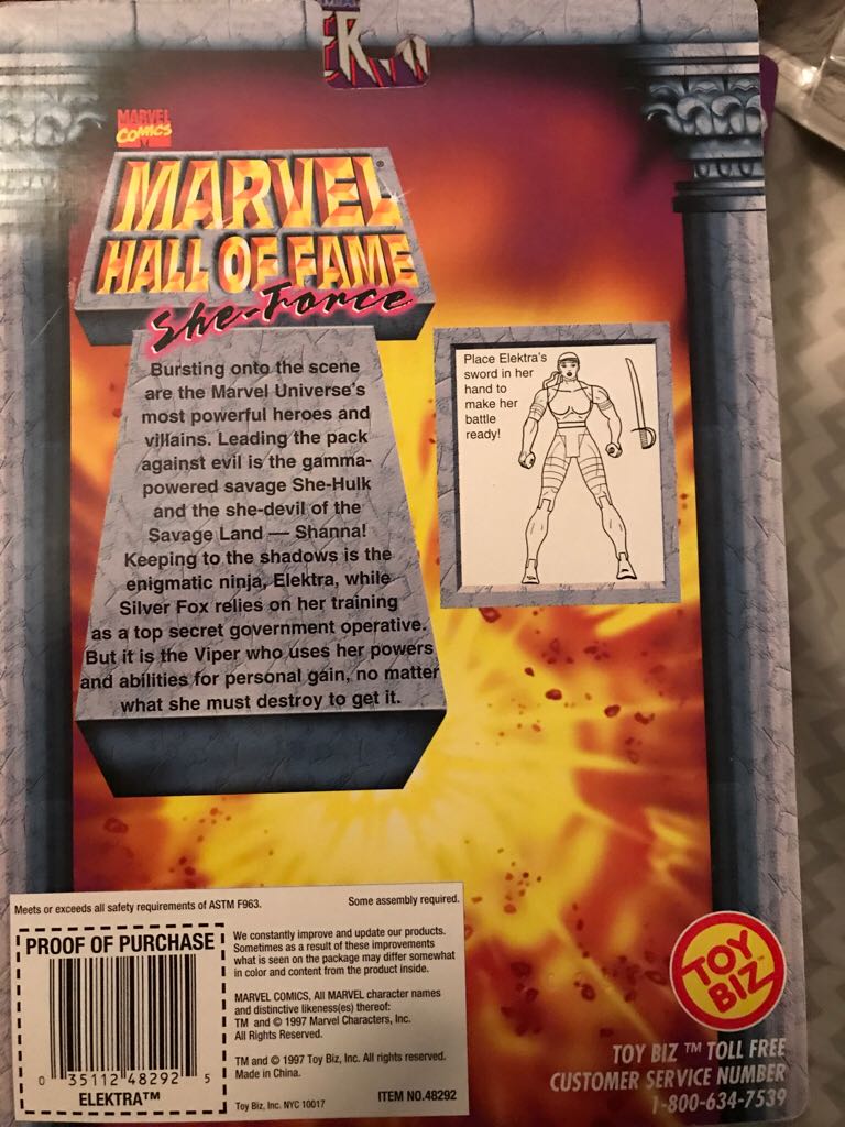 Elektra - Toybiz (Marvel Hall Of Fame: She-Force) action figure collectible [Barcode 035112482925] - Main Image 2