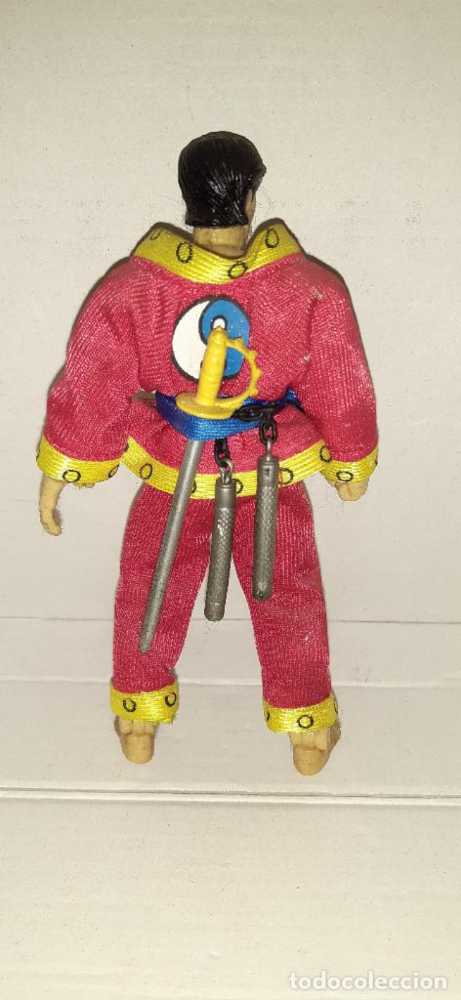 Toybiz Marvel Modern Age Shang Chi - Toy Biz (Modern age) action figure collectible [Barcode 035112483090] - Main Image 3