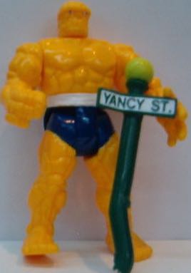 The Thing - Toy Biz (Marvel - Super Heroes) action figure collectible [Barcode 035112483212] - Main Image 2