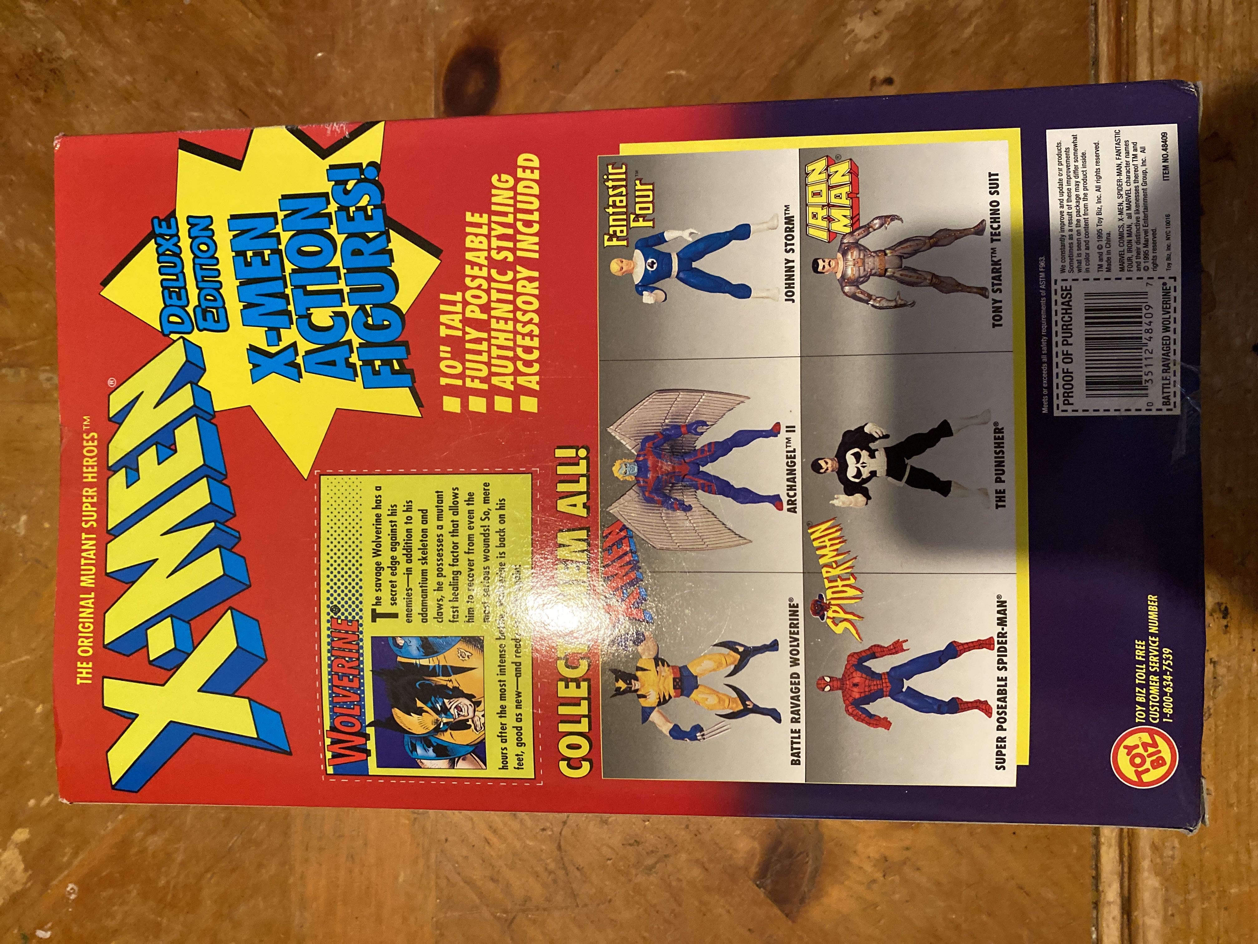 Wolverine (Deluxe Edition) - Toy Biz (X-Men: 10” Deluxe Edition) action figure collectible [Barcode 035112484097] - Main Image 2