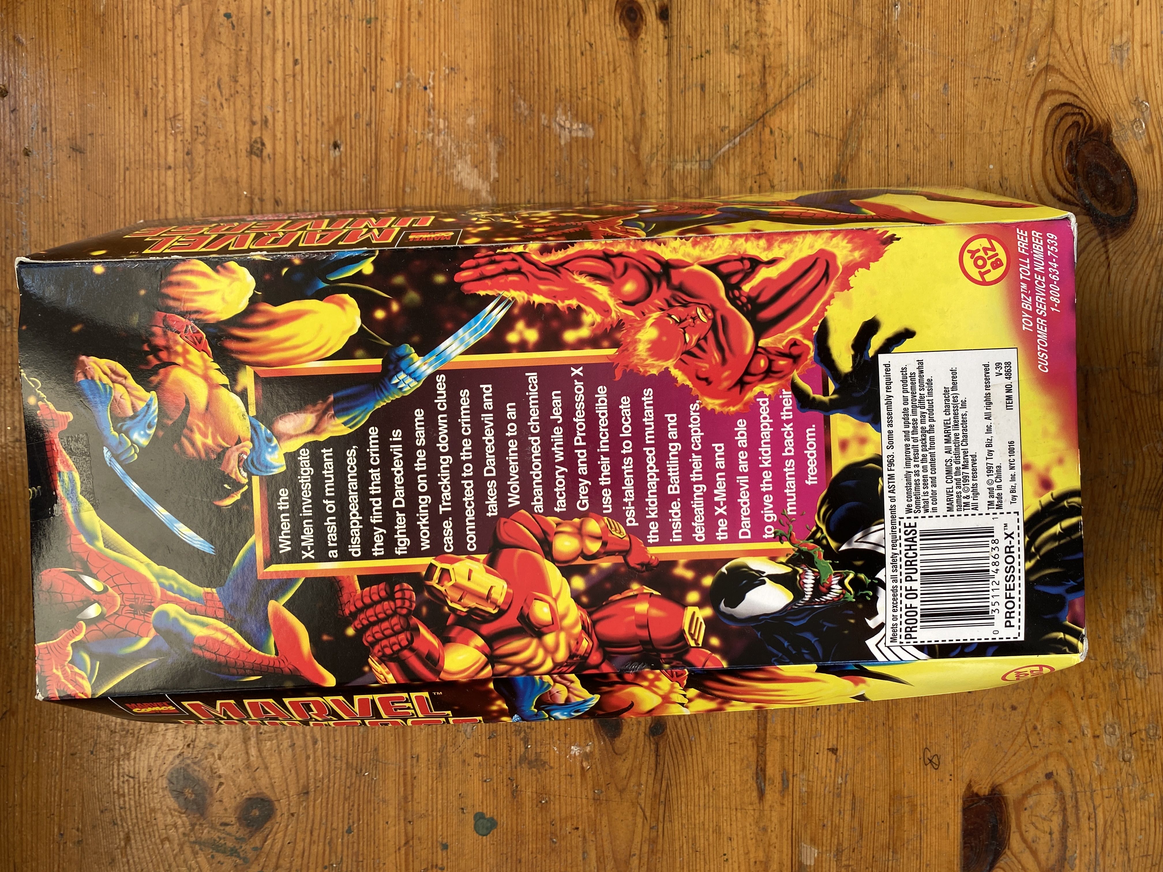 Professor X - Toy Biz (Marvel Universe) action figure collectible [Barcode 035112486381] - Main Image 2