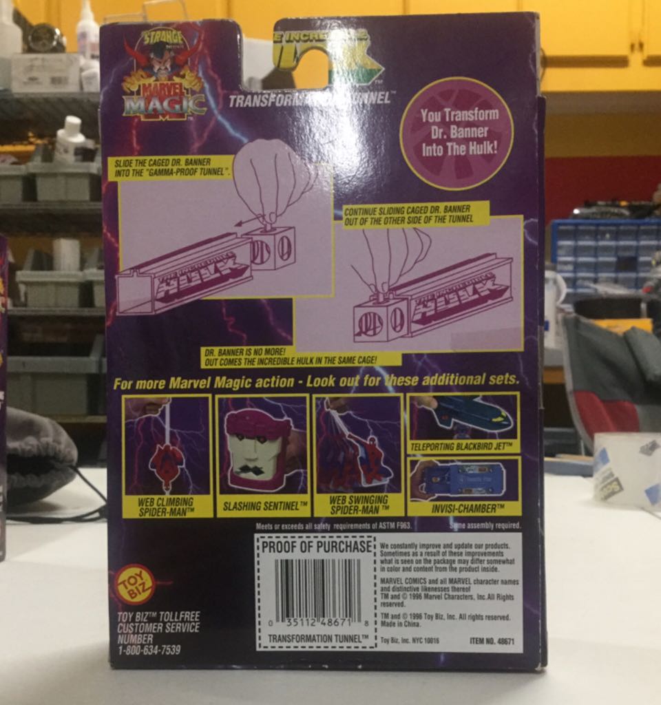 Marvel Magic Slashing Sentinel - Toy Biz (Dr. Strange Presents Marvel Magic) action figure collectible [Barcode 035112486718] - Main Image 2