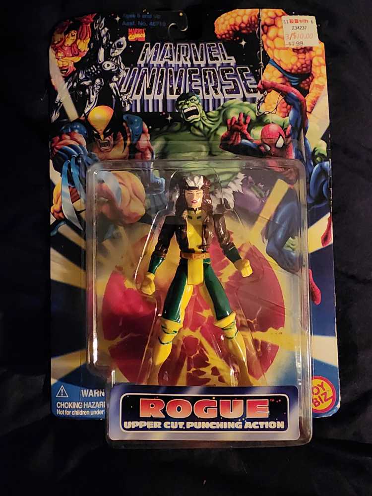 Rogue - Toy Biz (Marvel Universe) action figure collectible [Barcode 035112487135] - Main Image 3