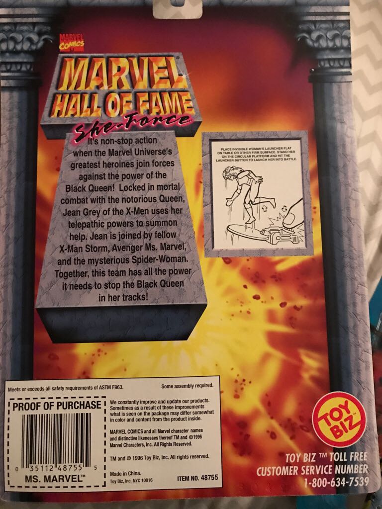 Marvel Ms. Marvel - Toybiz (Marvel Hall Of Fame She-Force) action figure collectible [Barcode 035112487555] - Main Image 2