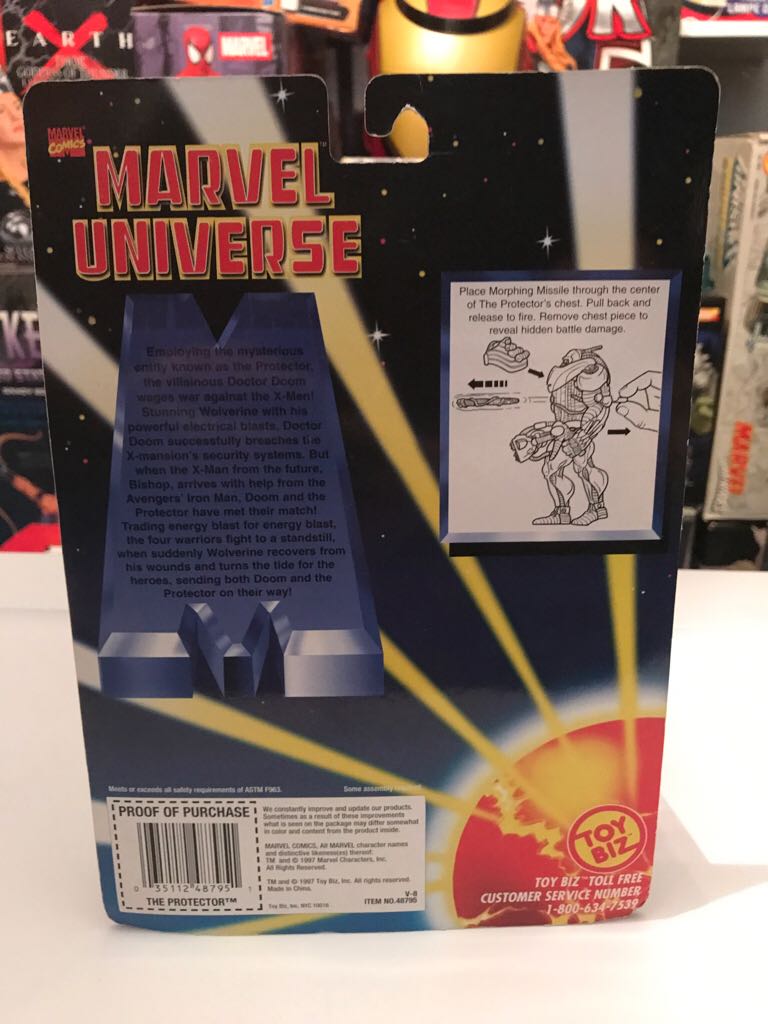 Marvel Universe - The Protector  action figure collectible [Barcode 035112487951] - Main Image 2