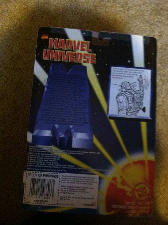 Marvel Universe ( Cyclops ) - Toy Biz (Marve Universe) action figure collectible [Barcode 035112488033] - Main Image 2