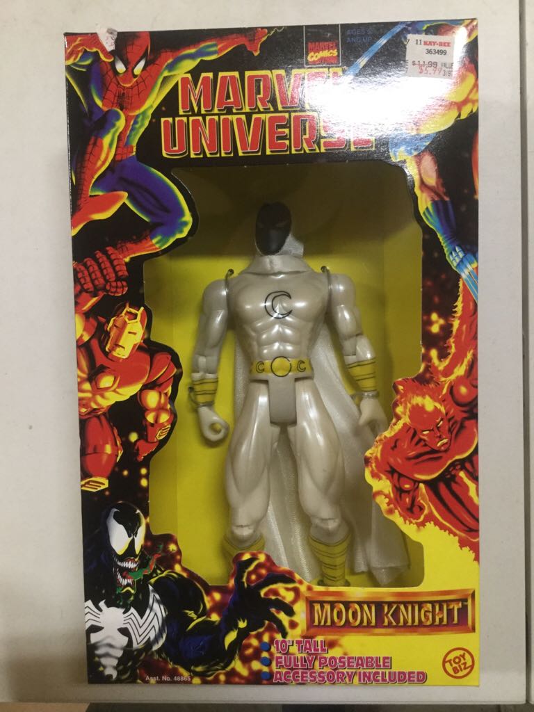 Moon Knight - Toy Biz (Marvel Universe 10”) action figure collectible [Barcode 035112488668] - Main Image 1