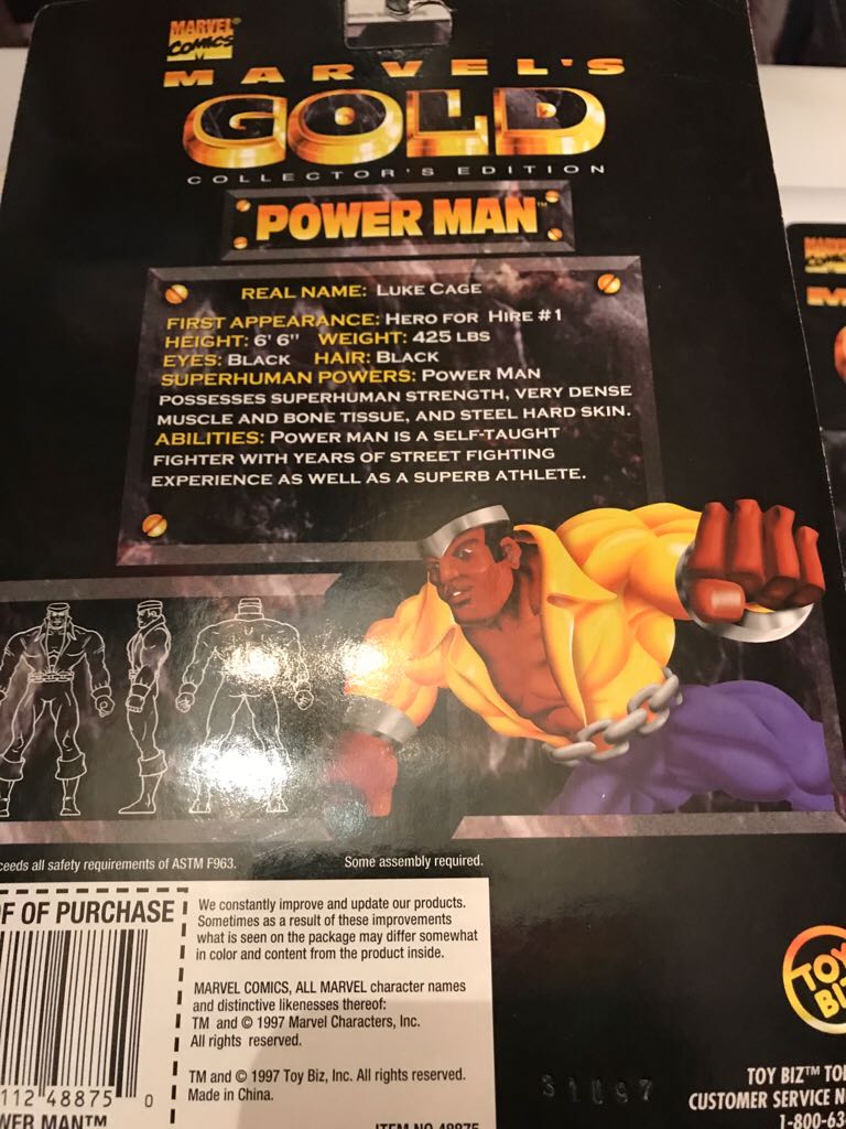 Power Man - Toy Biz (Collector’s Edition) action figure collectible [Barcode 035112488750] - Main Image 2
