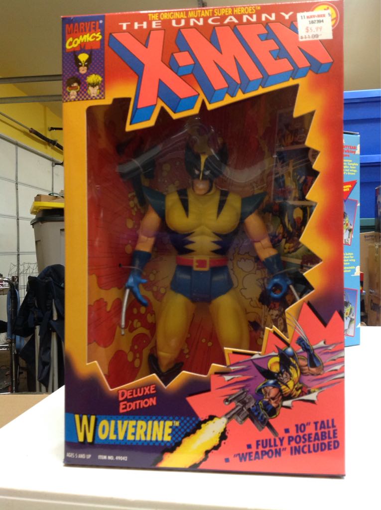 Wolverine - Toy Biz (X-Men) action figure collectible [Barcode 035112490425] - Main Image 1