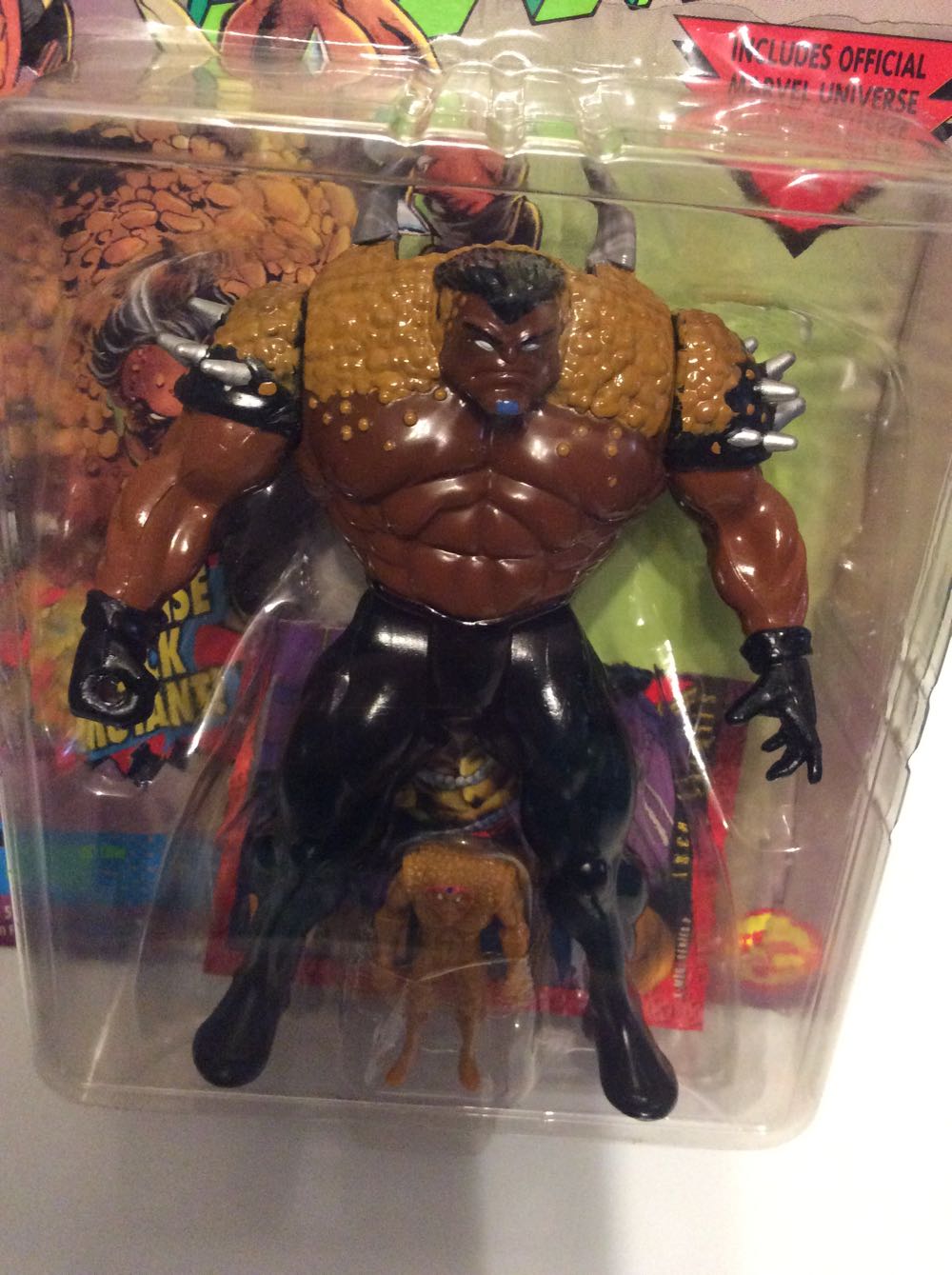 Tusk - Toy Biz (The Uncanny X-Men) action figure collectible [Barcode 035112491439] - Main Image 3