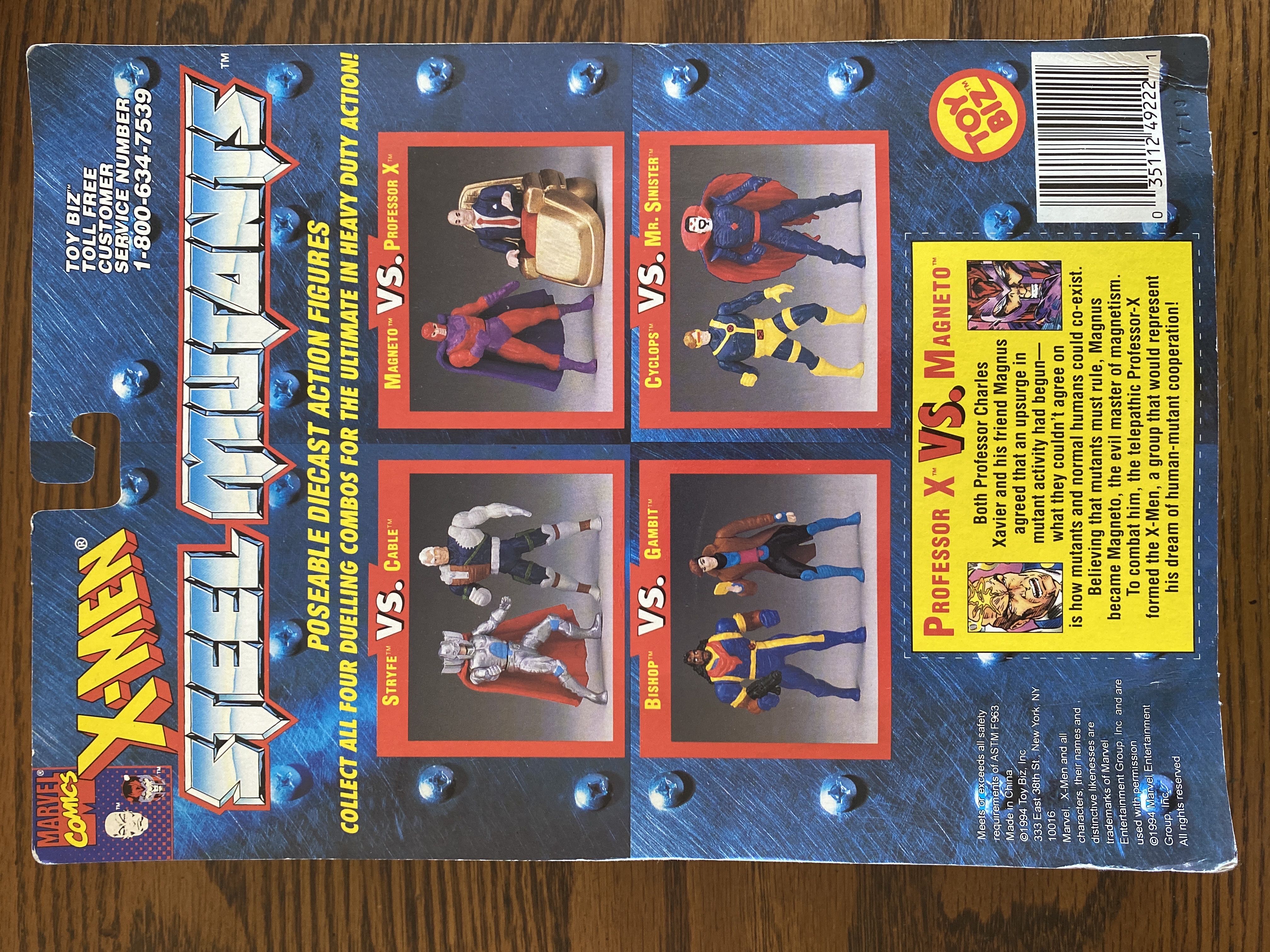 X-men Steel Mutants: Professor X Vs Magneto - Toy Biz (MARVEL) action figure collectible [Barcode 035112492221] - Main Image 2