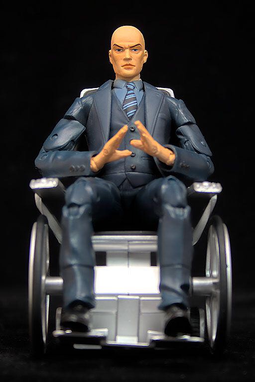 Professor X  - ToyBiz - Marvel (Marvel) action figure collectible [Barcode 035112492603] - Main Image 2