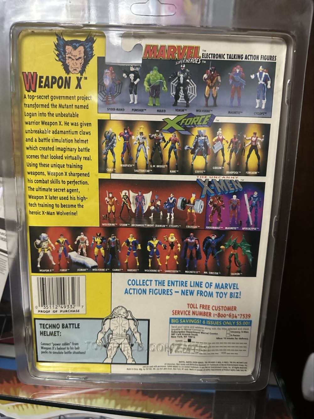 Wolverine (4th Edition) - Toy Biz (The Uncanny X-Men) action figure collectible [Barcode 035112493327] - Main Image 4