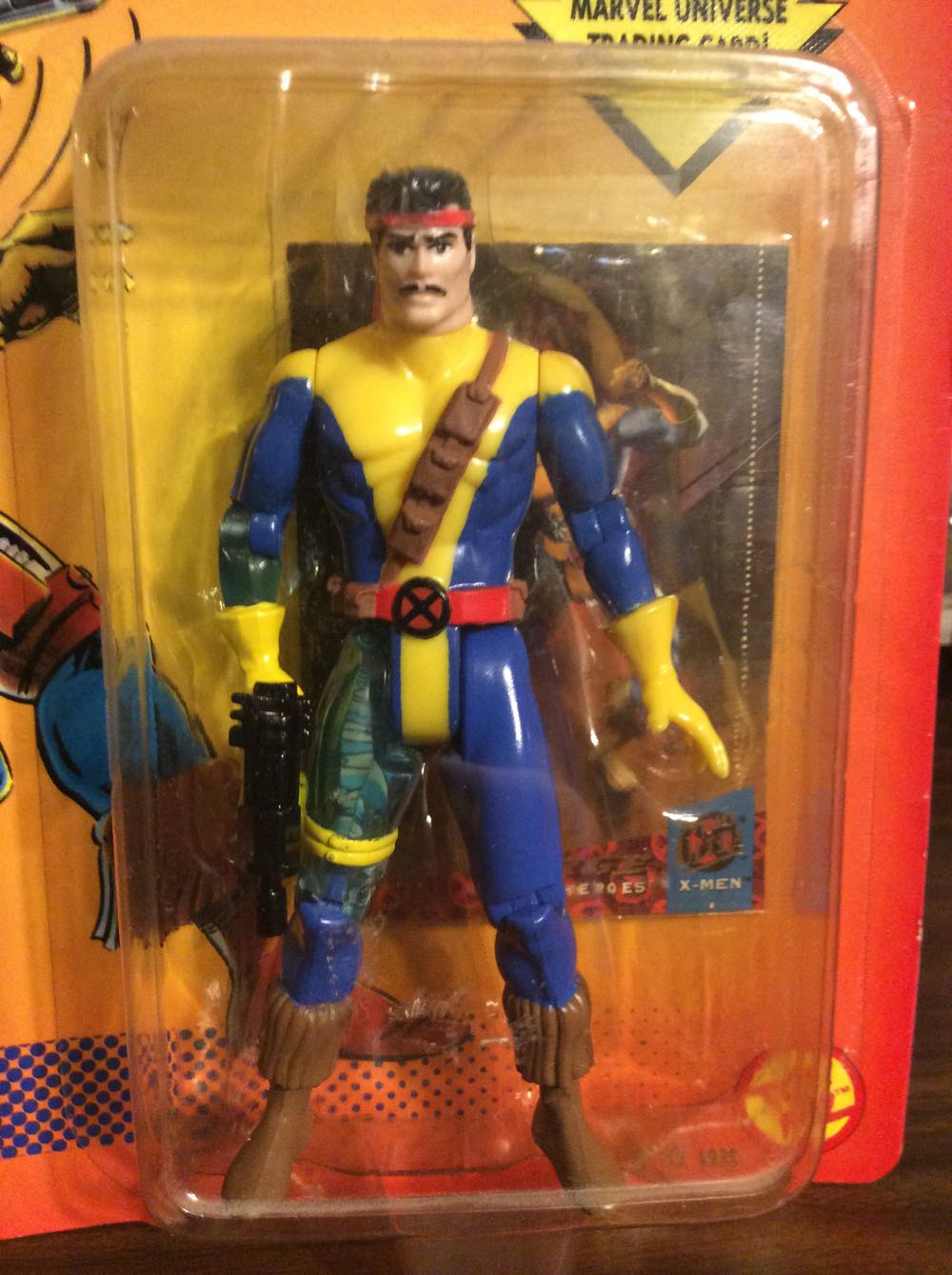 X-Men - Forge - Toy Biz (X-Men) action figure collectible [Barcode 035112493518] - Main Image 3