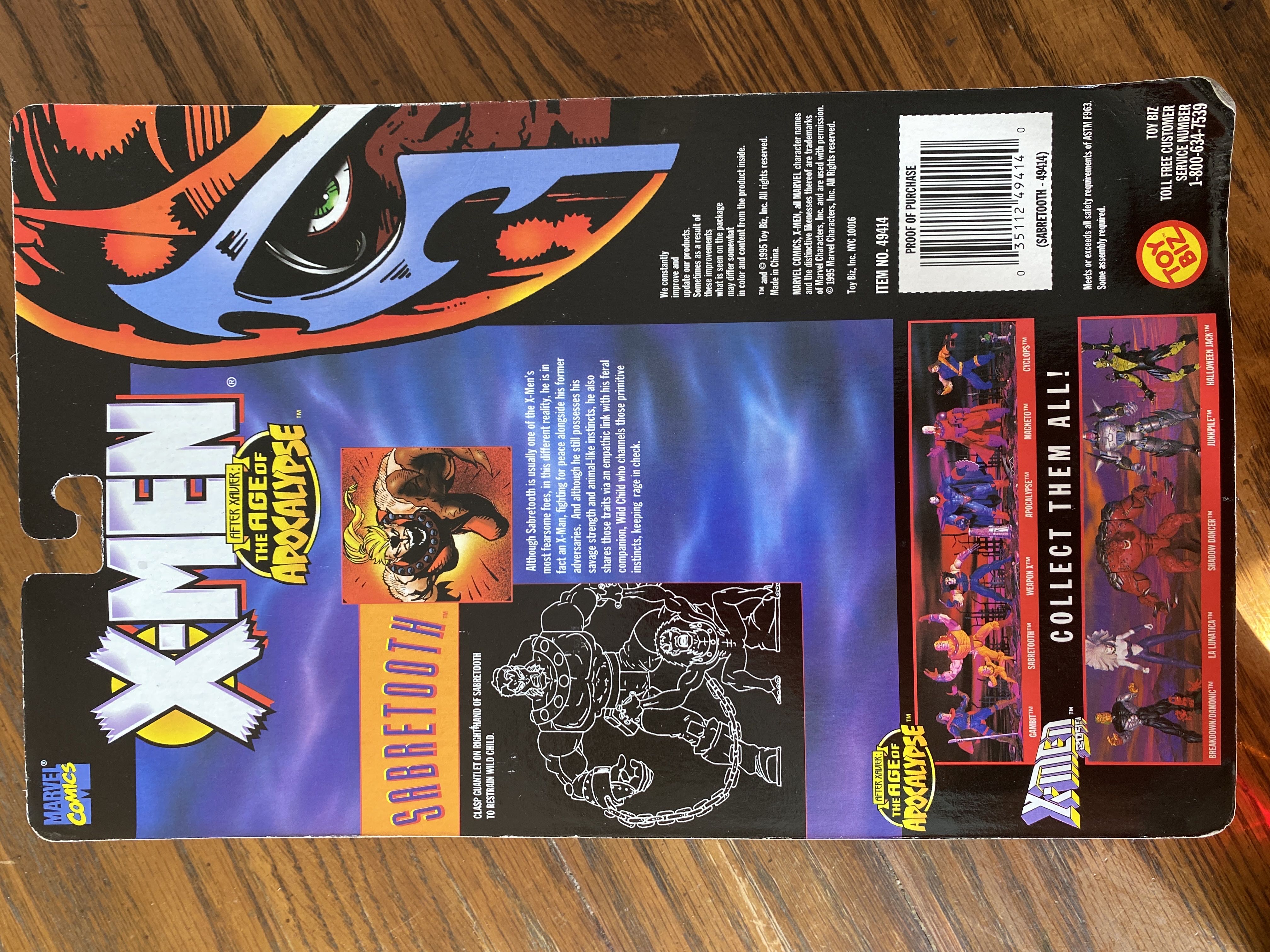 Sabretooth - Toy Biz (X-Men: Age of Apocalypse) action figure collectible [Barcode 035112494140] - Main Image 2