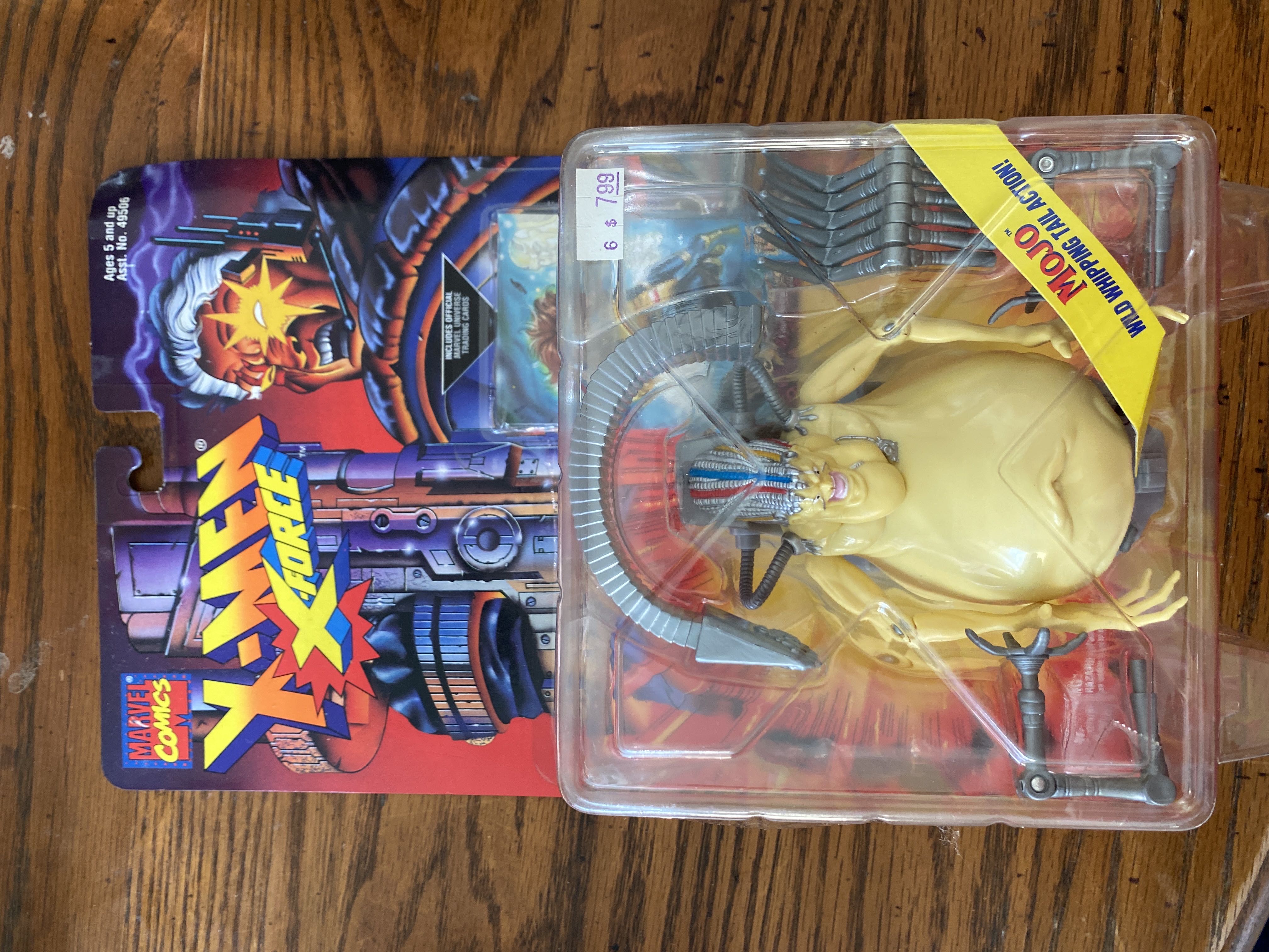 X-Force - Toy Biz (Mojo) action figure collectible [Barcode 035112495284] - Main Image 3