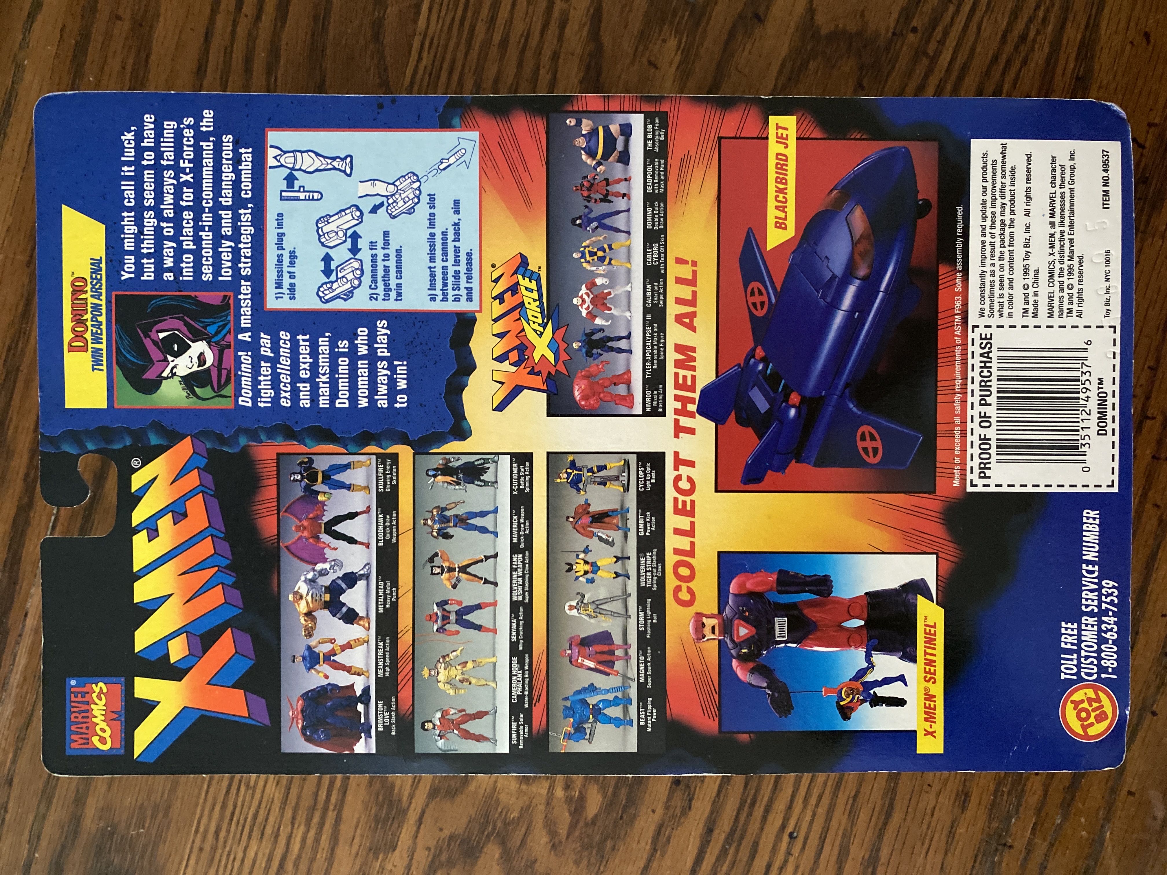 Domino - Toybiz (X-Men: X-Force) action figure collectible [Barcode 035112495376] - Main Image 2