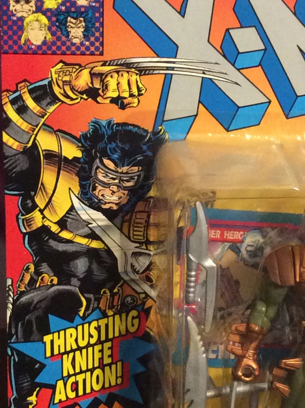 Wolverine (5th Edition) - Toy Biz (X-Men) action figure collectible [Barcode 035112496014] - Main Image 4