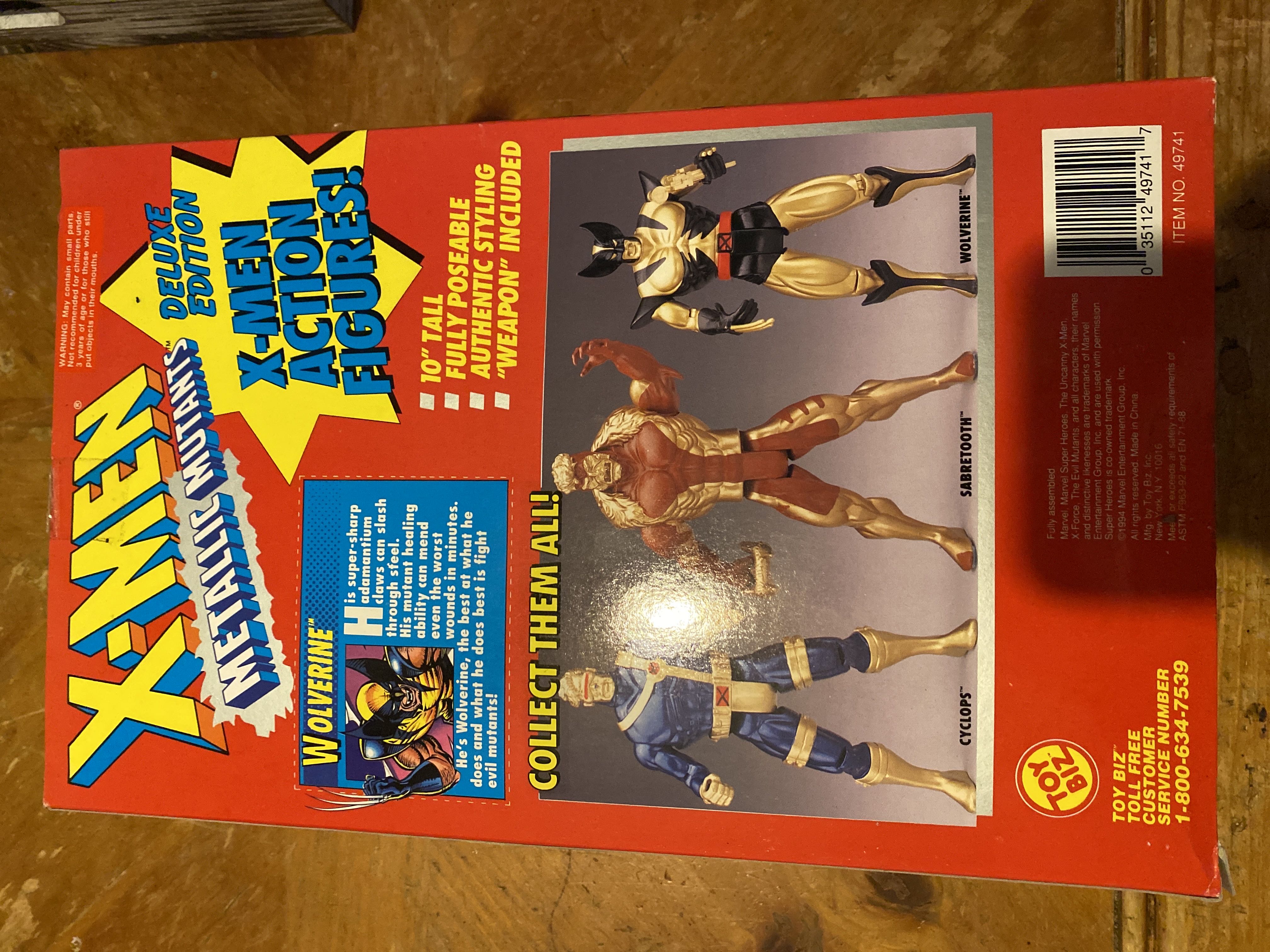 X-Men (10 Inch) - Toy Biz (Wolverine Metallic Mutants) action figure collectible [Barcode 035112497417] - Main Image 2