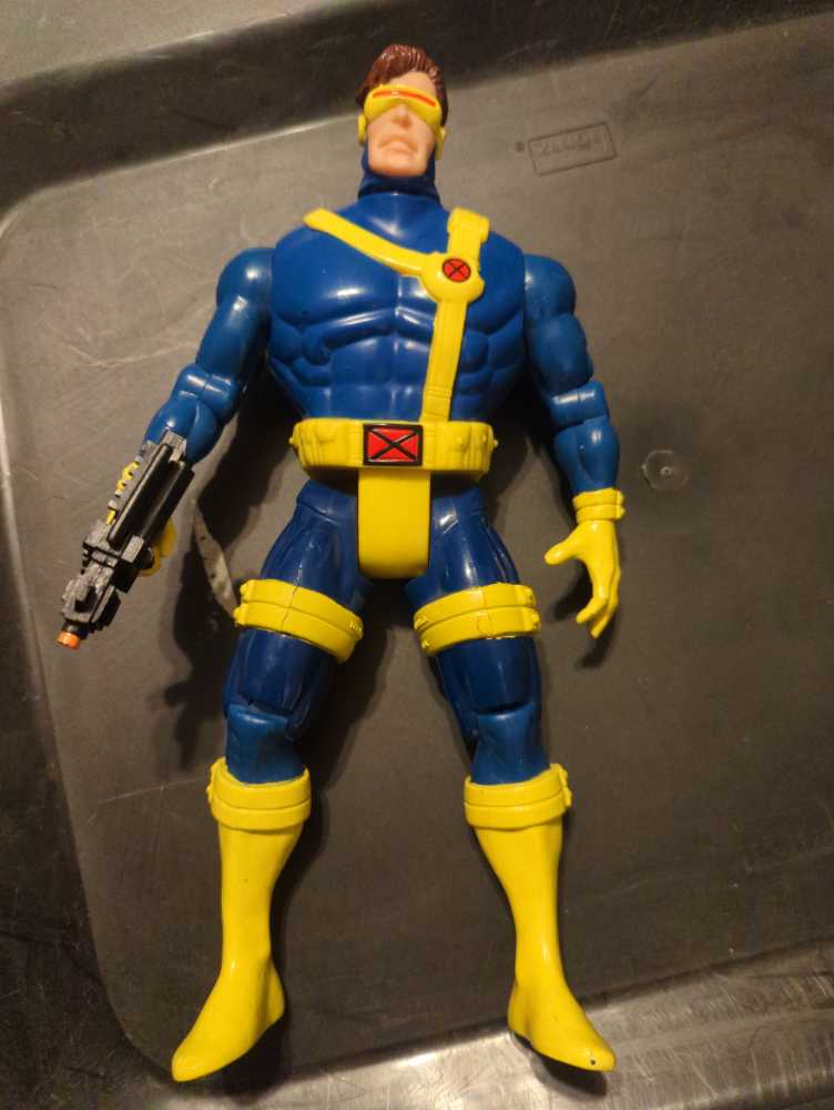 X-Men (10 Inch) - Toybiz (Cyclops) action figure collectible [Barcode 035112497554] - Main Image 3