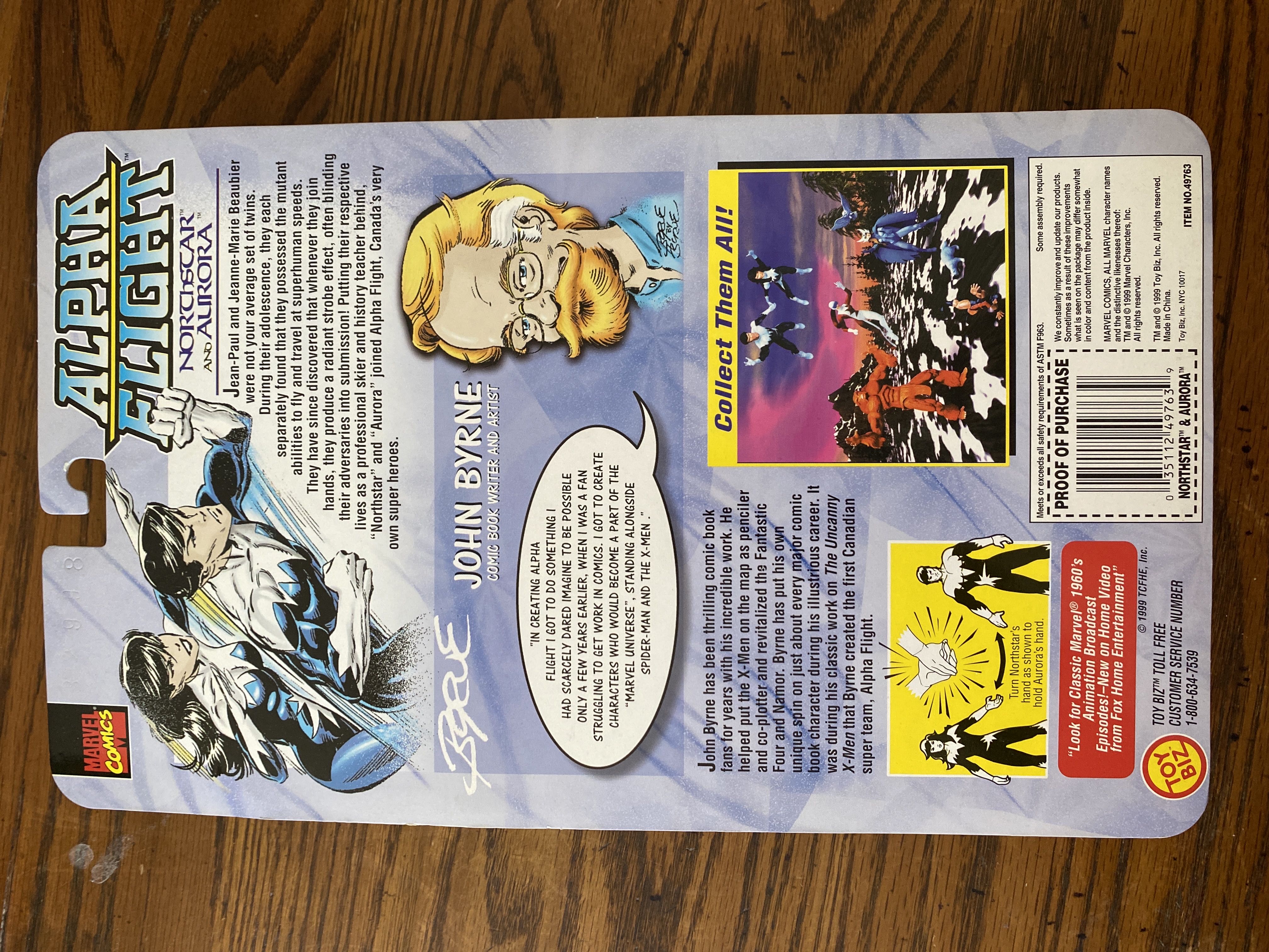 Northstar and Aurora - Toy Biz (Alpha Flight Marvel Collector Editions) action figure collectible [Barcode 035112497639] - Main Image 2