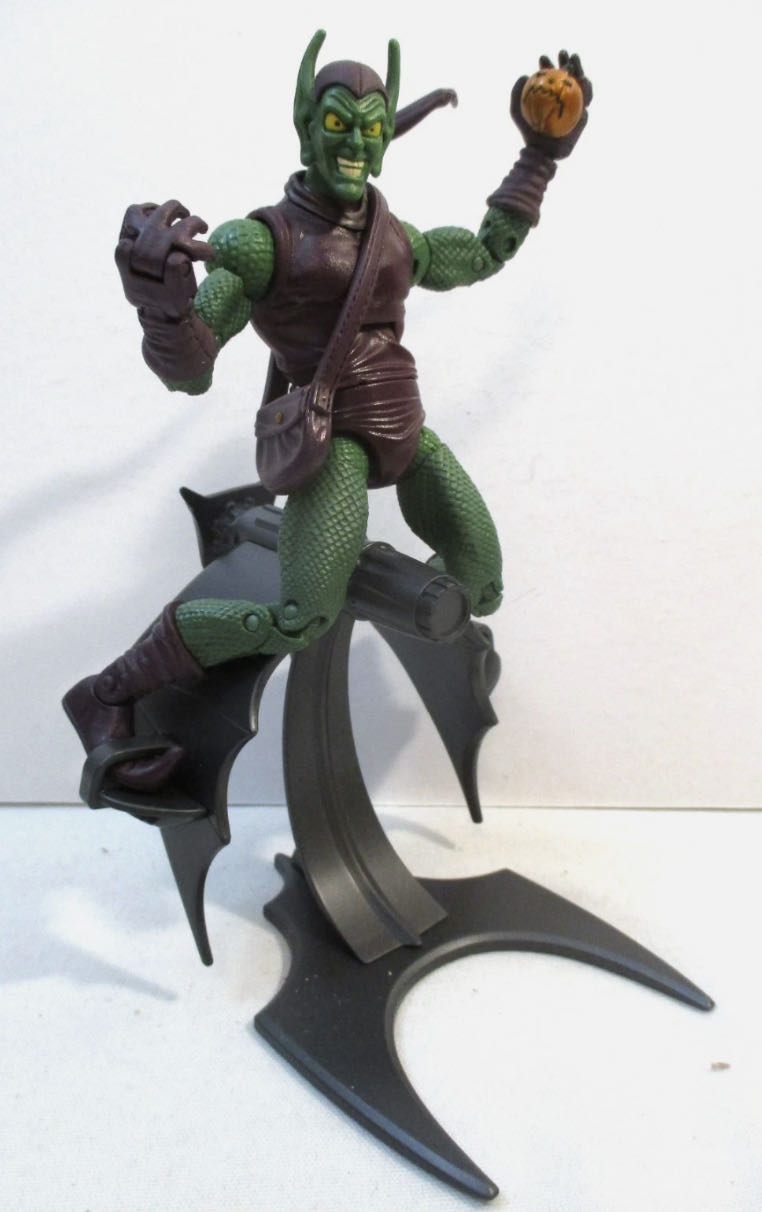 Green Goblin - Toy Biz (Marvel Legends Onslaught BAF) action figure collectible [Barcode 035112713289] - Main Image 4